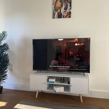 New Peaceful Luxury With Free Parkingwifi * Sheffield